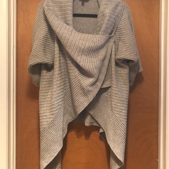 Simply Vera by Vera Wang Sweater - Picture 2 of 3